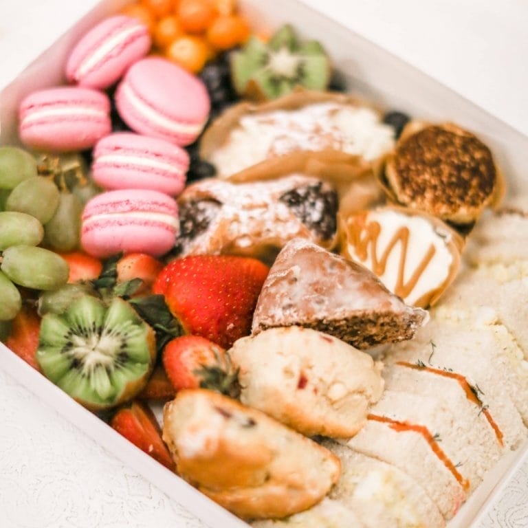 10 Best Shops For High Tea Boxes Delivery in Toronto & GTA 