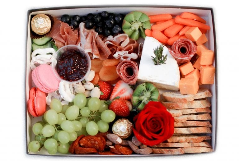 10 Best Shops for Vegetarian Charcuterie Board & Picnic Boxes in Toronto